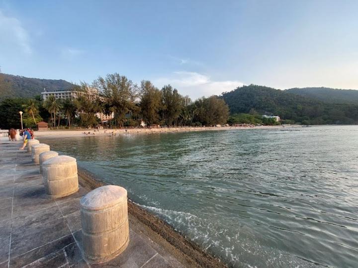 My Cozy Nest - Near Beach Batu Feringgi Exterior foto